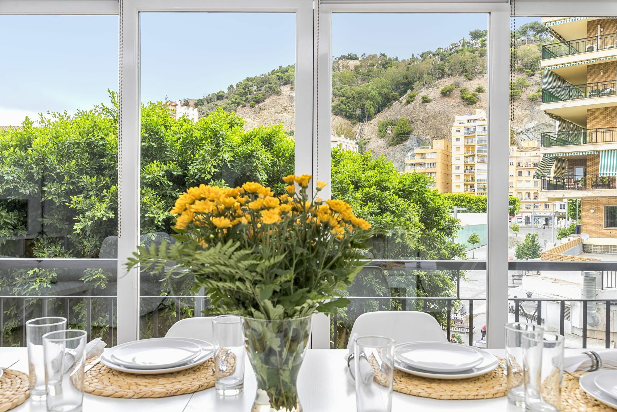 Cervantes Apartment In Malaga By Solaga Holiday Homes エクステリア 写真